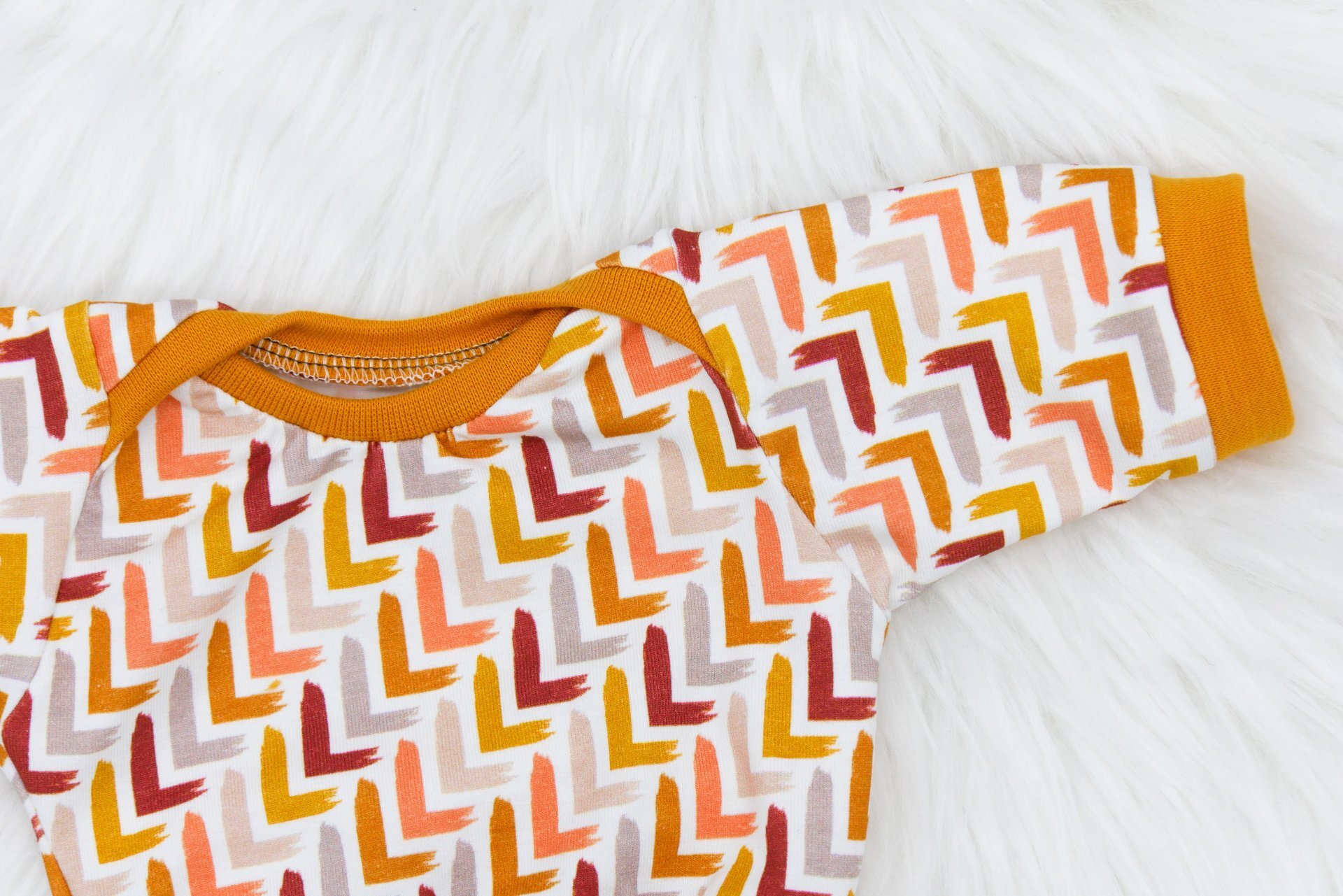 Puppen Pullover || orange / rost Pfeile || Pullover für Stoffpuppen von Elsklinger || für Puppen zwischen 45 und 50 cm