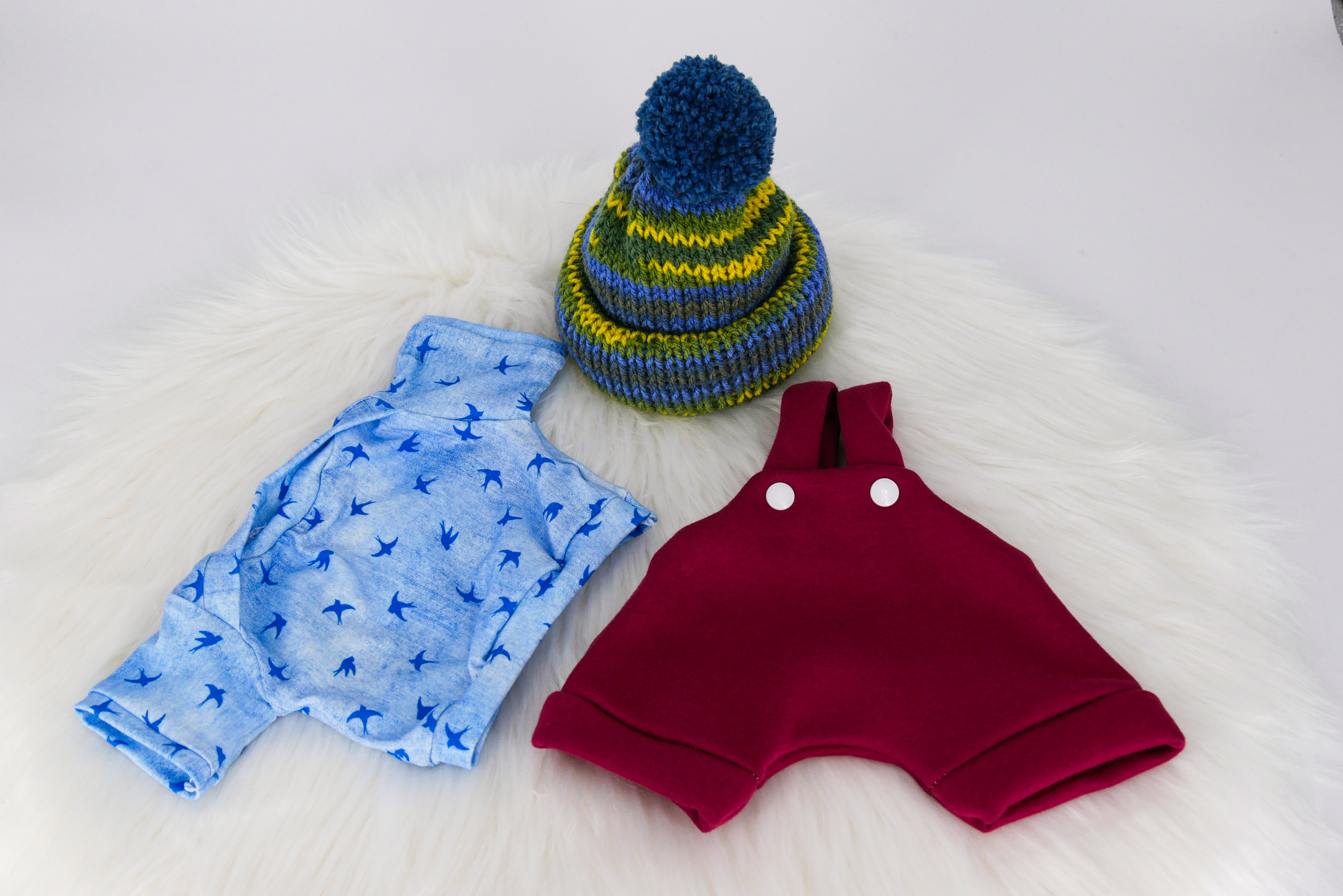 Puppen T-Shirt || Blaue Schwalben|| für Puppen zwischen 40 und 50 cm