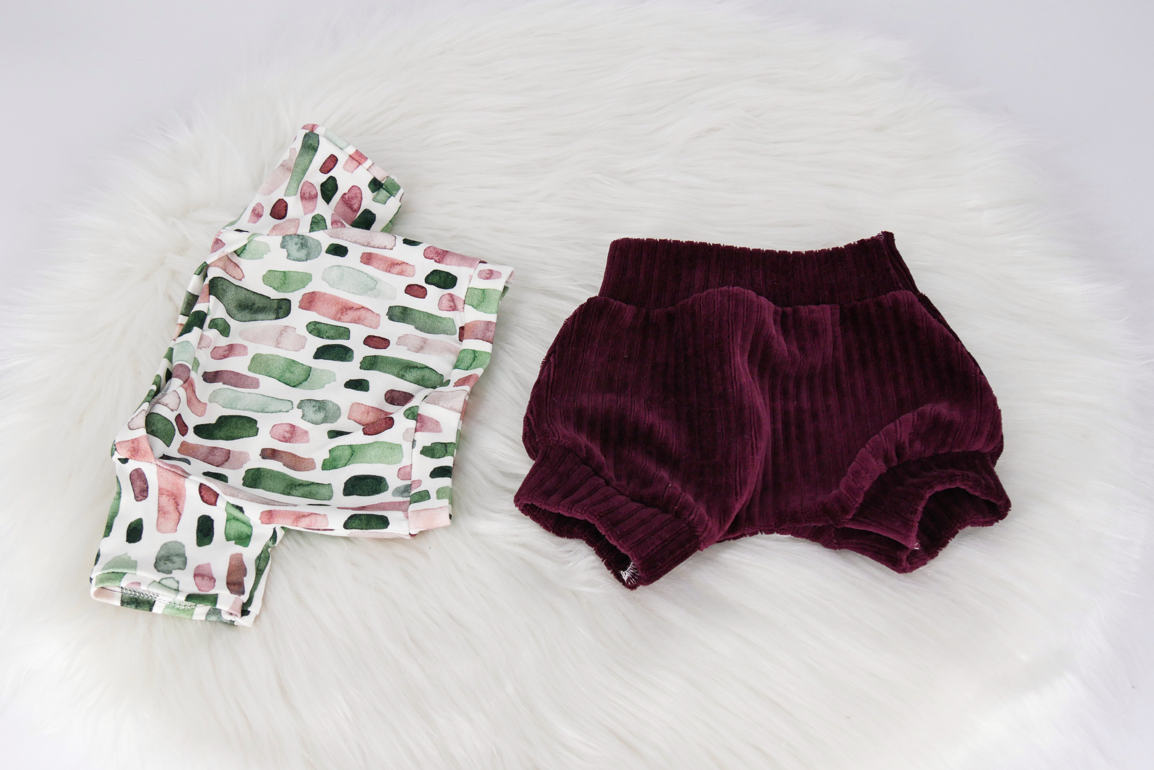 Puppen T-Shirt |wasserfarb.Streifen grün/rosa| für Puppen zwischen 40 und 50 cm