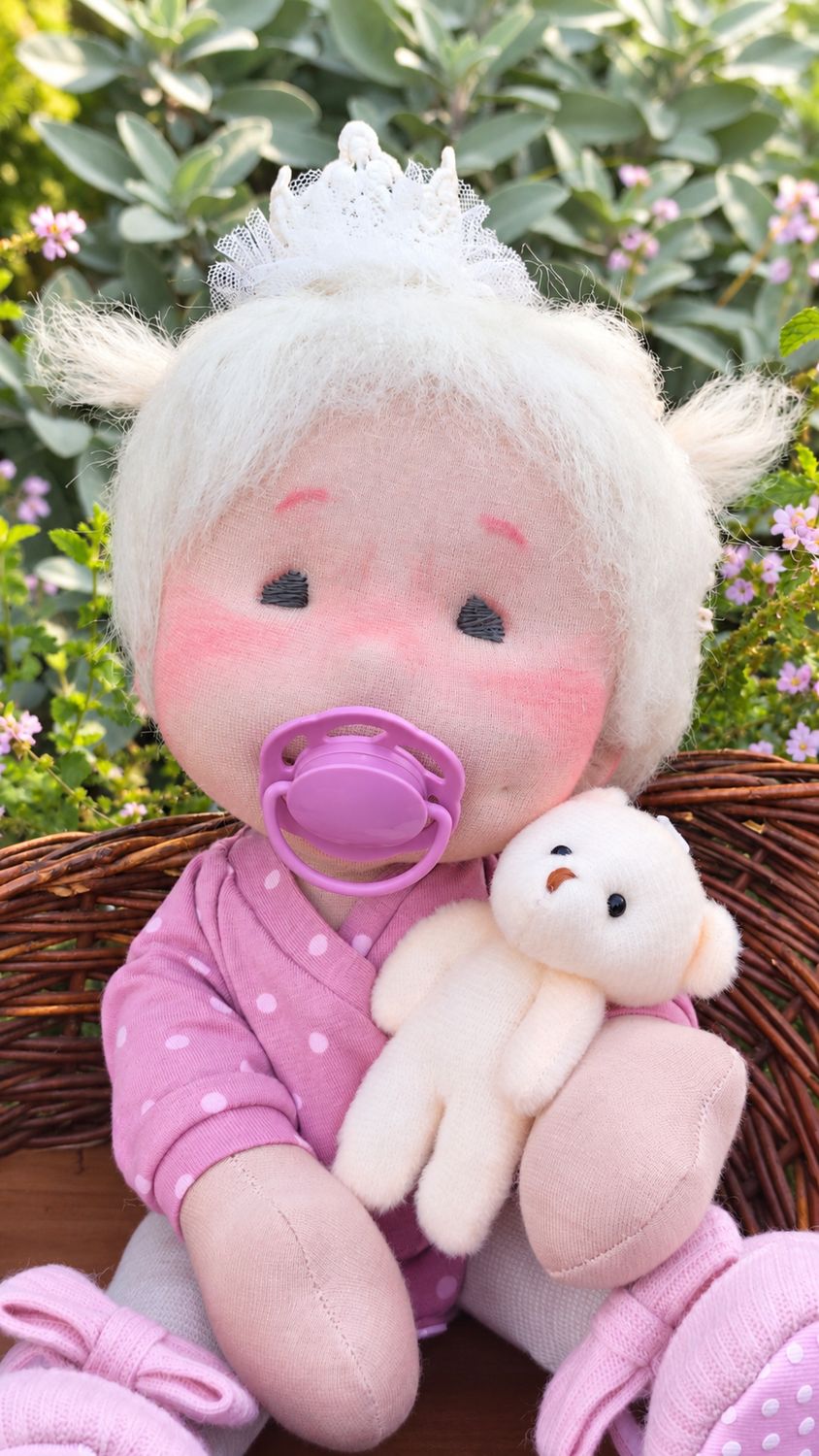Baby Finchen || Art: Waldorfpuppe ||  Puppenkind  35 cm