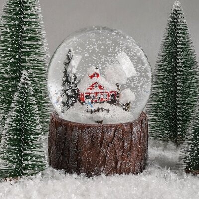 Snowy Red House Snow Globe