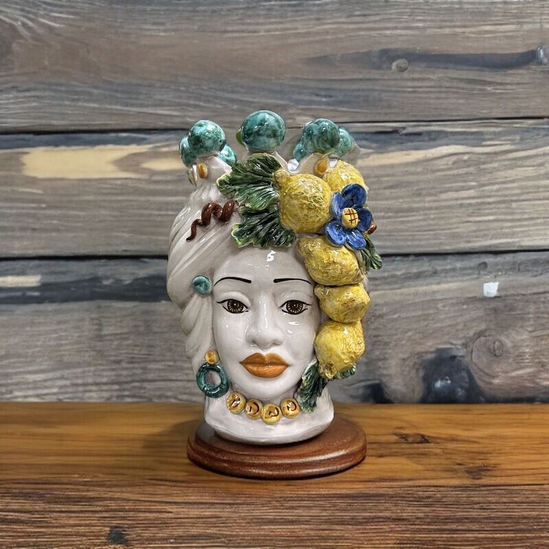 Sicilian head WOMAN Sicilian head WOMAN
