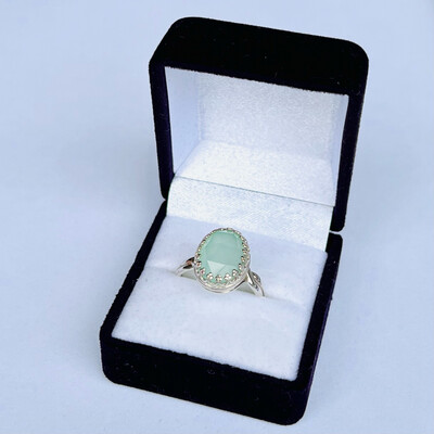 Ring med aqua kalcedon