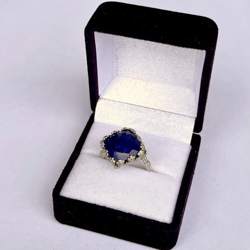 Silverring med lapis lazuli