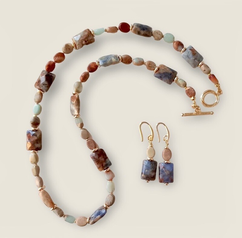 Halsband med örhängen