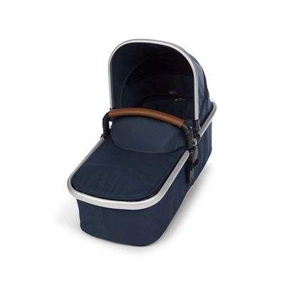 Seats & Carrycots