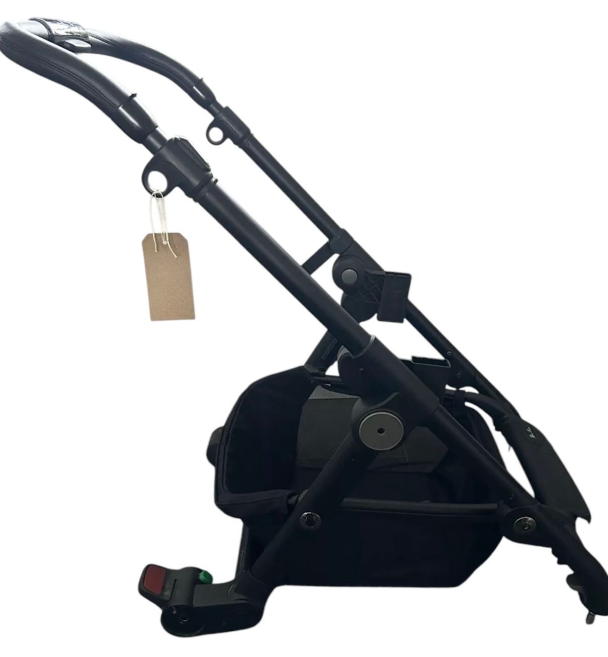 Silver Cross Coast Chassis All Black 002