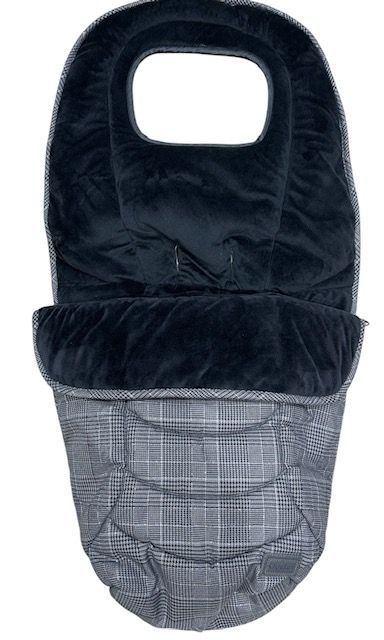 BabyStyle Oyster 3 Footmuff in Manhattan