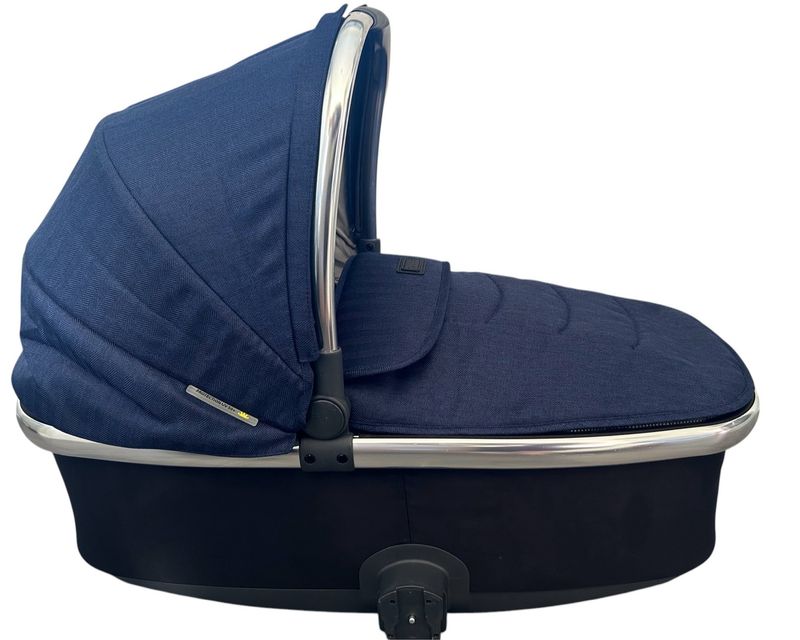 BabyStyle Oyster 3 Carrycot In Navy