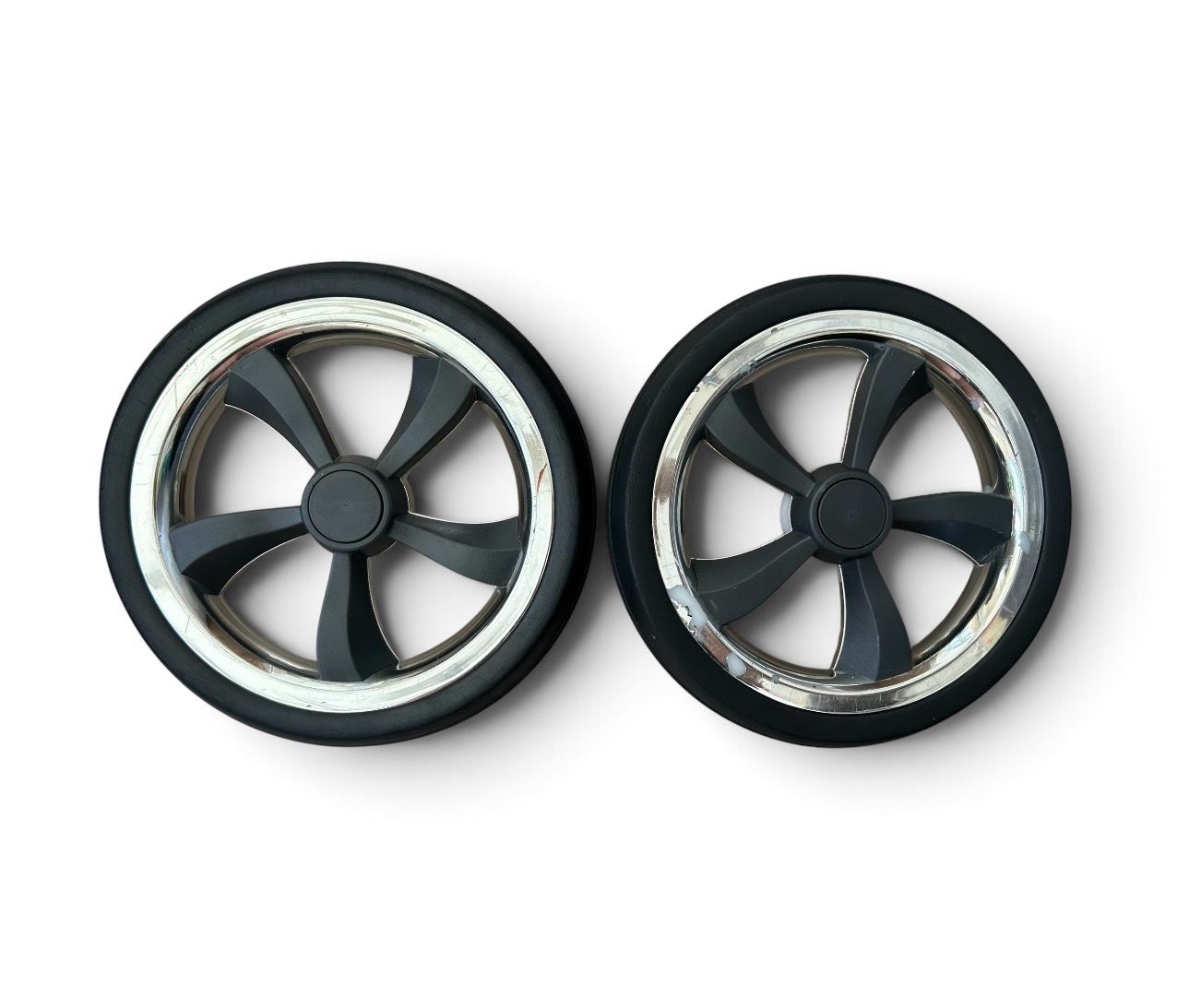 BabyStyle Oyster 3 Rear Wheels x2 001