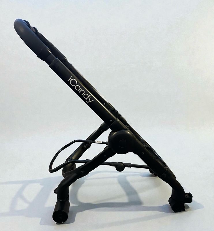 iCandy Peach 2016 Chassis In Black