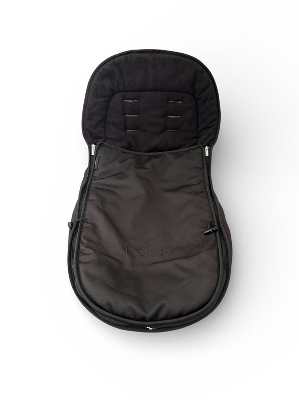 iCandy Peach Non-Slip Footmuff In Jet Black
