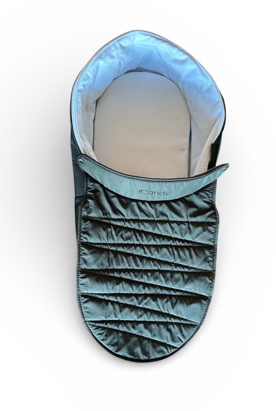 iCandy Peach All-Terrain Carrycot - Forest Green 002