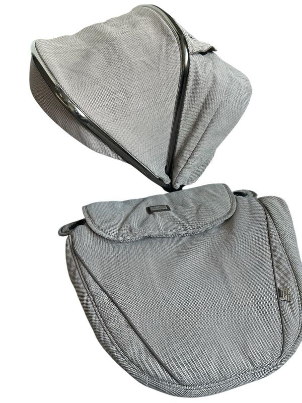 Silver Cross Wayfarer/Pioneer Hood & Apron Set - Expedition