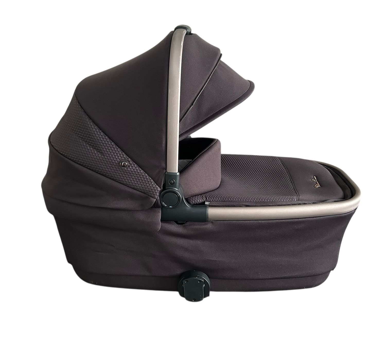 Silver Cross Reef 2 Carrycot - Special Edition Ganache 002