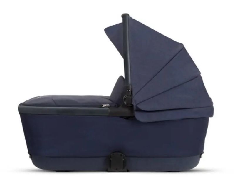 Silver Cross Reef/Dune Carrycot - Neptune NEW