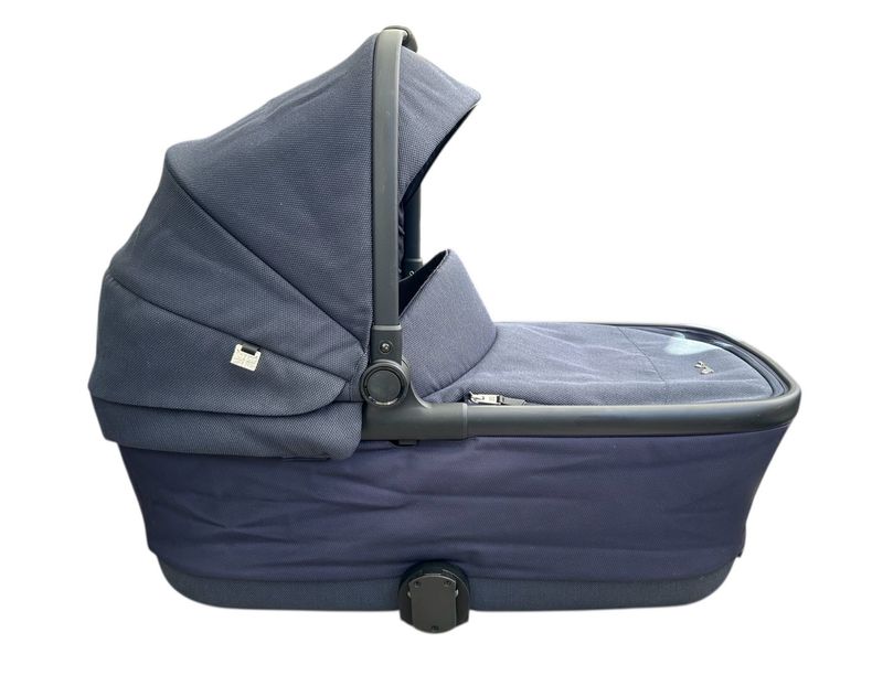 Silver Cross Reef/Dune Carrycot - Neptune