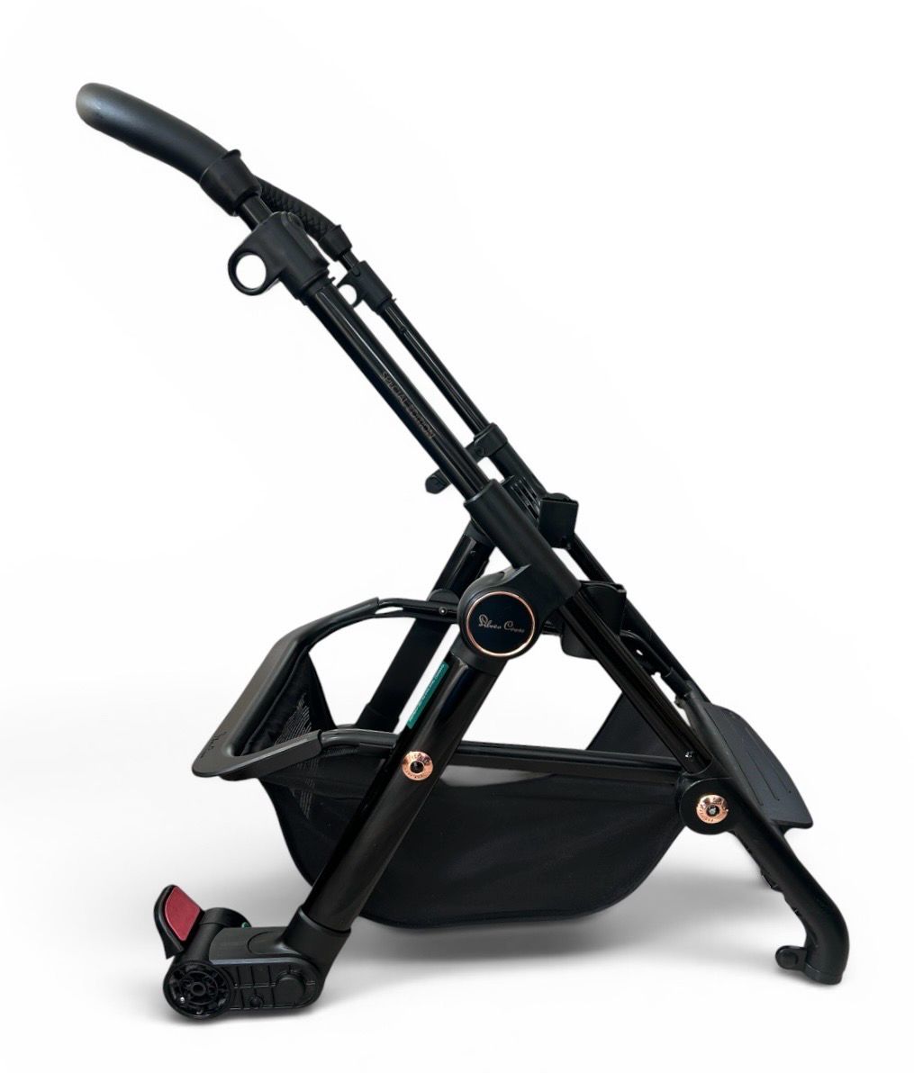 Silver Cross Pioneer Chassis - Special Edition - Black/Rose Gold Silver Cross Pioneer Chassis - Special Edition - Black/Rose Gold