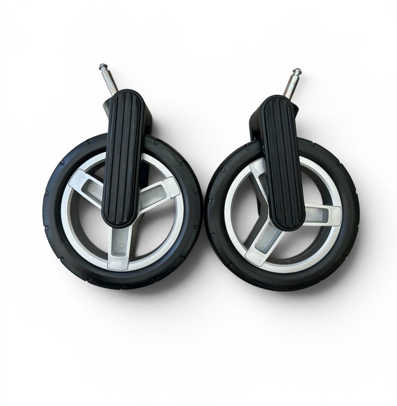 Silver Cross Pioneer Front Wheels X2 002 Silver Cross Pioneer Front Wheels X2 002
