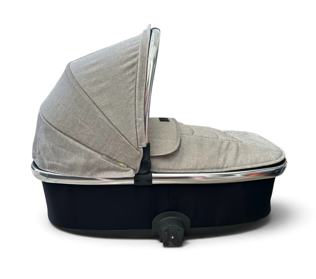 BabyStyle Oyster 3 Carrycot In Pebble 002 BabyStyle Oyster 3 Carrycot In Pebble 002