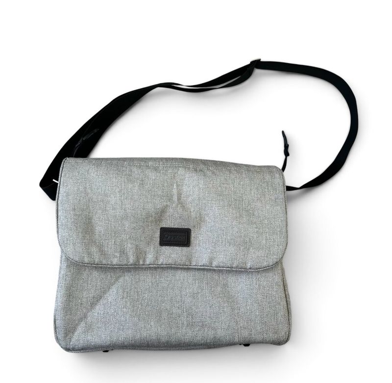 BabyStyle Oyster 3 Changing Bag - Pebble