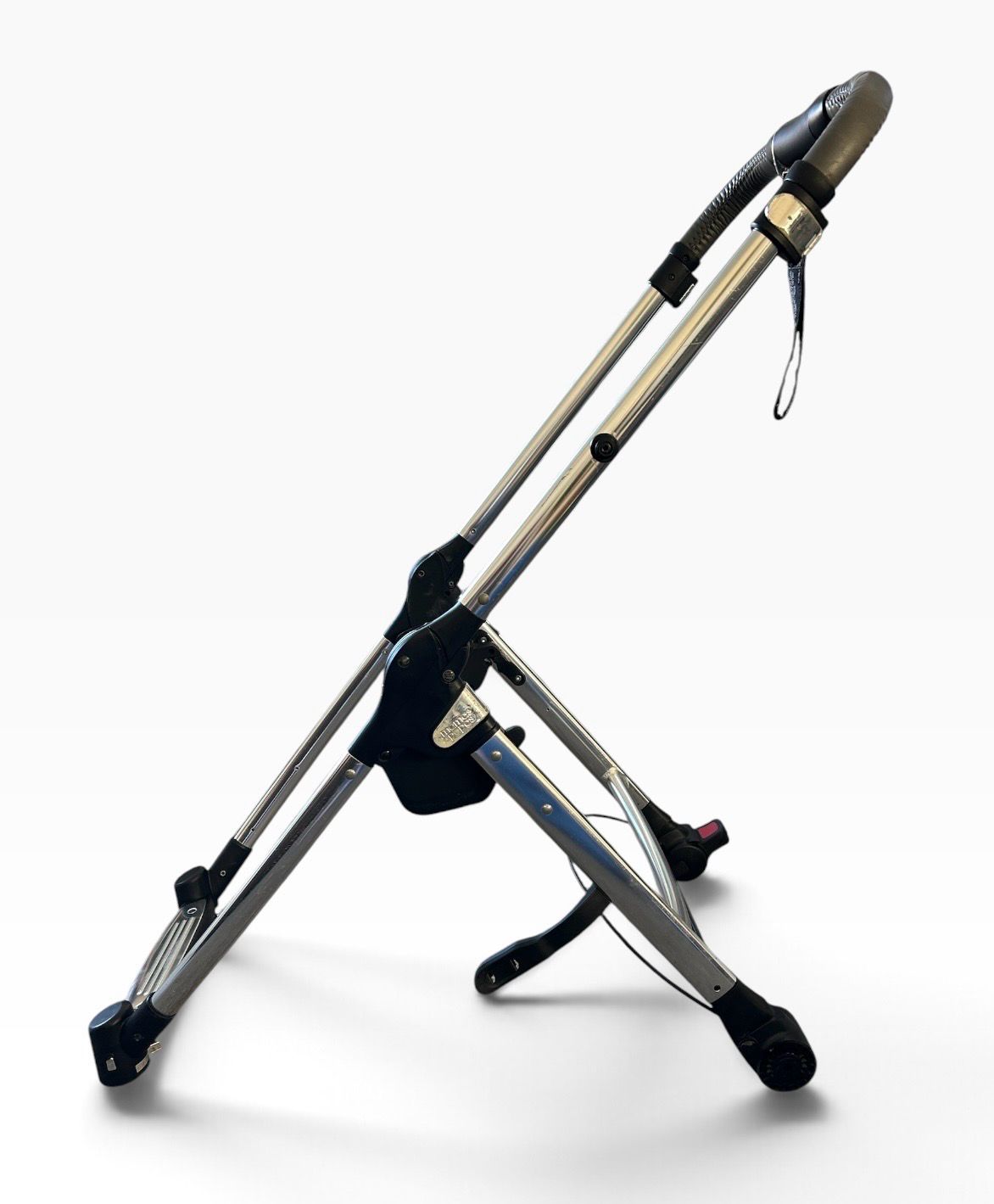 Mamas & Papas Flip XT3 Chassis - Grey/Chrome
