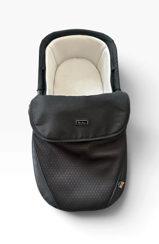 Silver Cross Wayfarer/Pioneer Carrycot & Apron - Eclipse