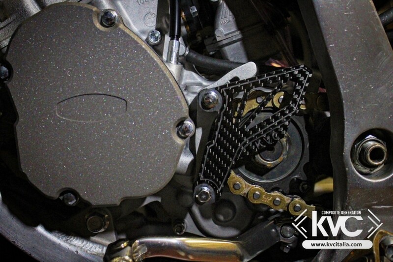 PARAPIGNONE IN CARBONIO FRESATO YAMAHA YZ  125 - FANTIC XE/XX 125