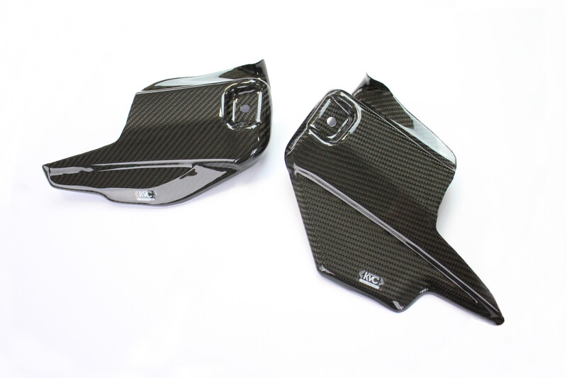 COVER SERBATOIO INFERIORE GASGAS MC / MC-F 250/350/450 IN CARBONIO