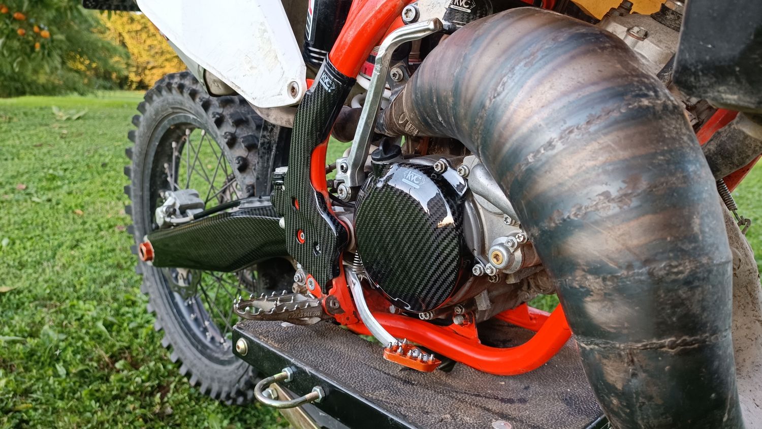 COVER CARTERINO FRIZIONE KTM 125/150 2016-2022 IN CARBONIO