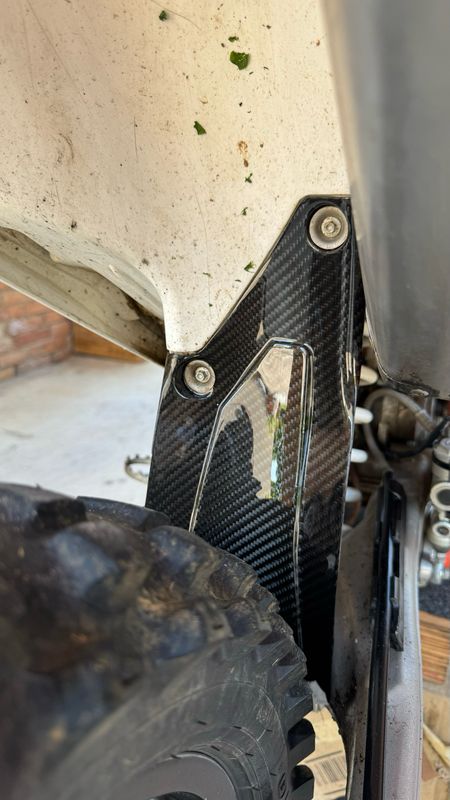PARASPRUZZI KTM/GASGAS/HSQ 2016-2023 IN CARBONIO