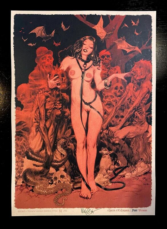 Queen Of Corpse (Small BLACK Edition)