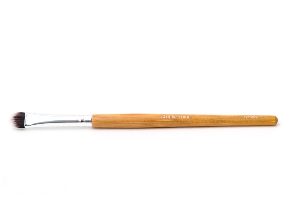 Vegan Eyeshader Brush