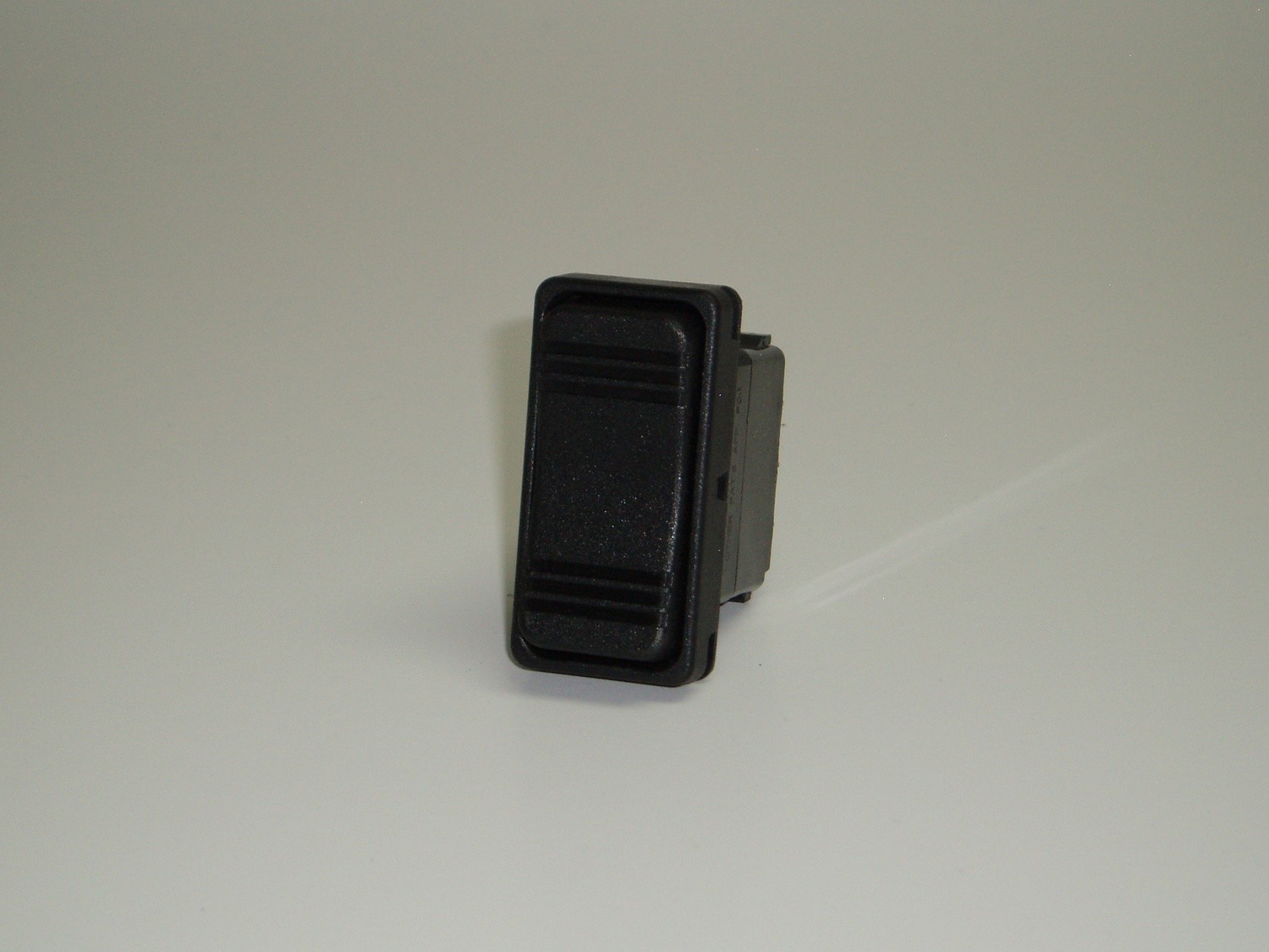 Carling Contura X SPDT (ON)-OFF-(ON) Momentary Winch Type Switch