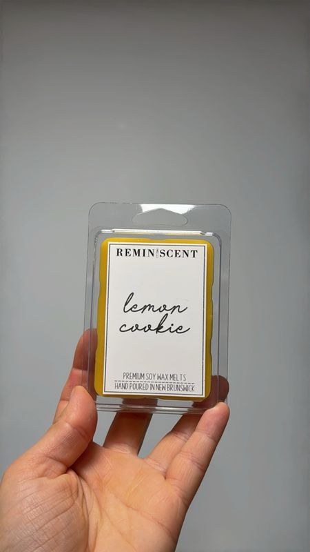 Lemon Cookie Clamshell