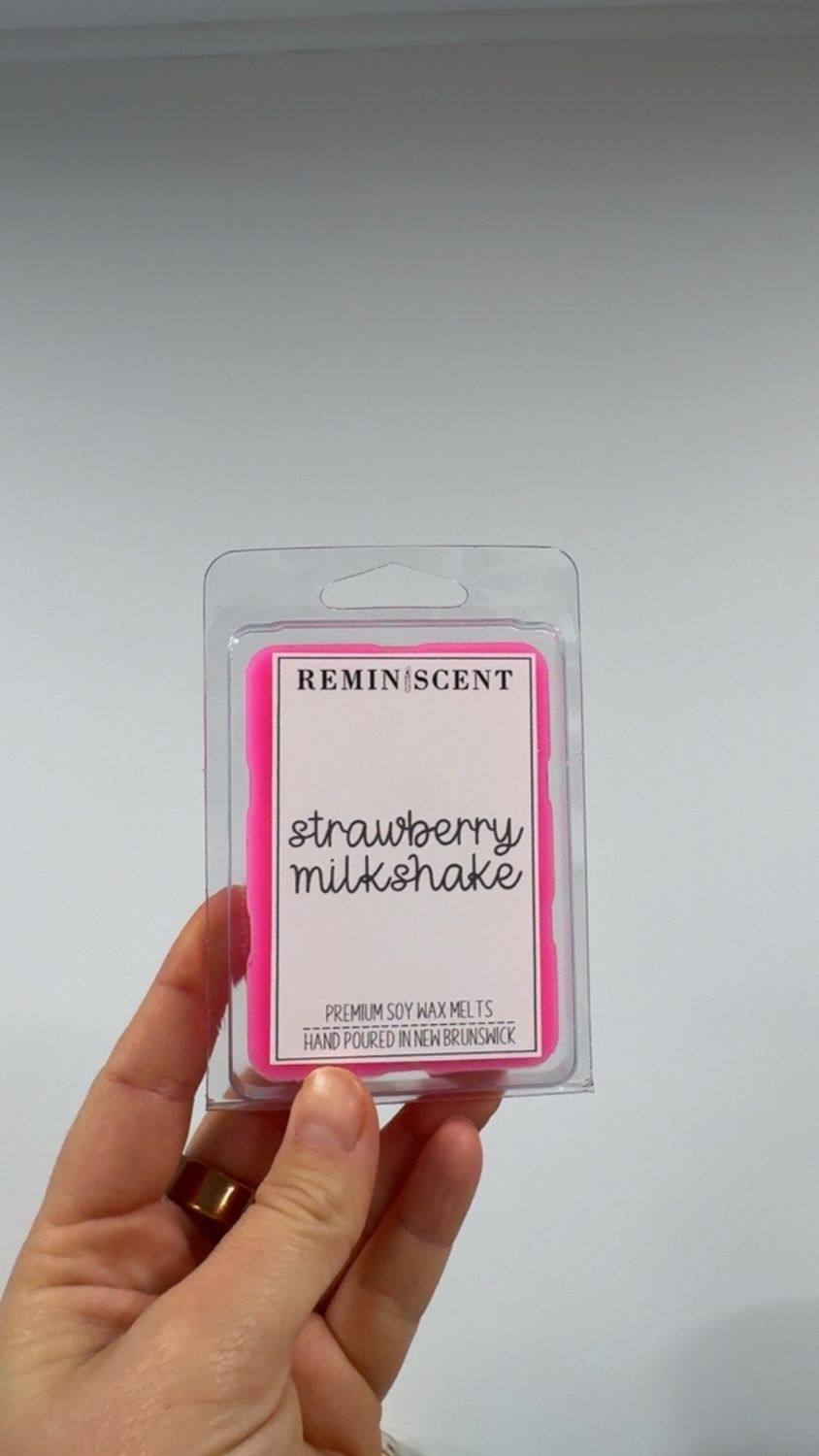 Strawberry Milkshake Clamshell Strawberry Milkshake Clamshell