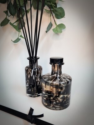 Black Amber & Lavender Reed Diffuser in Large Luxury Glass Container