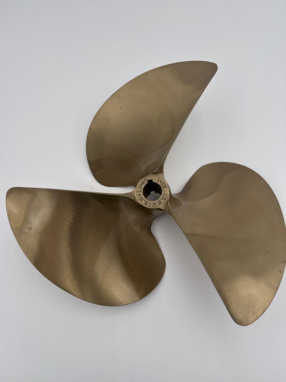 Refurbished ACME 1413 13.50 Refurbished ACME 1413 13.50" x 15.50" 3-Blade Wake/Ski Propeller