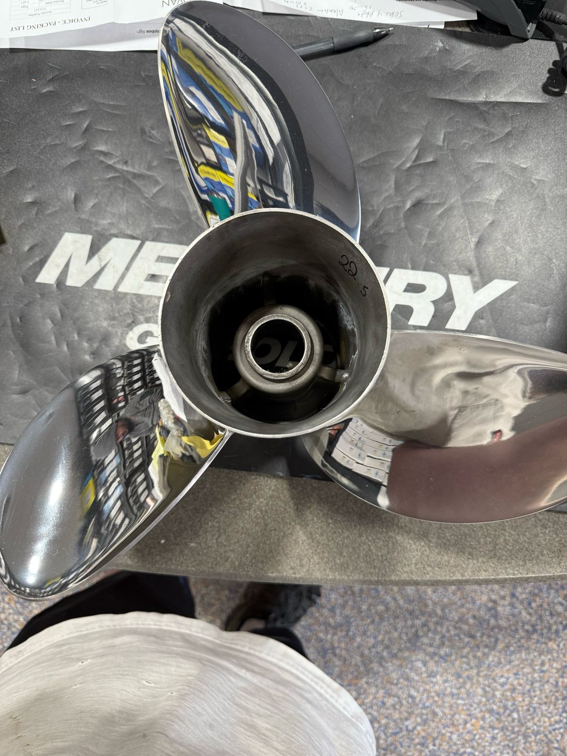 Open Box Mercury ENERTIA ECO XP 16 X 22.5 RH Propeller 48-8M0108354 Open Box Mercury ENERTIA ECO XP 16 X 22.5 RH Propeller 48-8M0108354