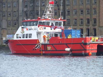 Commercial vessels - Call 865-673-8171 to Inquire