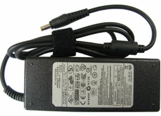 Samsung 14V 3A 6,5x4,4mm SPA-P30 utángy. adapter