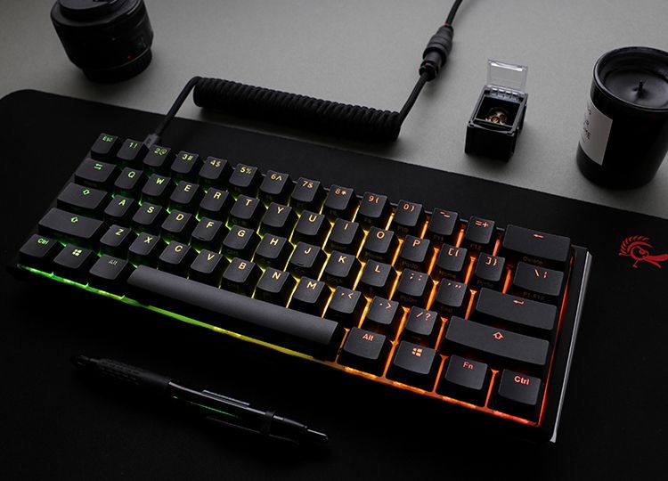 Ducky ONE 3 Mini MX Red RGB Premium ABS mechanikus billentyűzet HU fekete