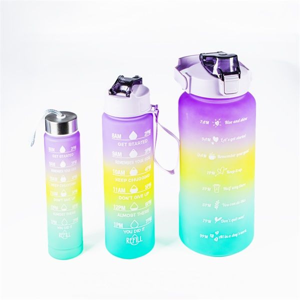 TOO KT-399 3in1 kulacs, 2.000ml+900ml+280ml-es színátmenetes motivációs kulacs idézetekkel és időskálával