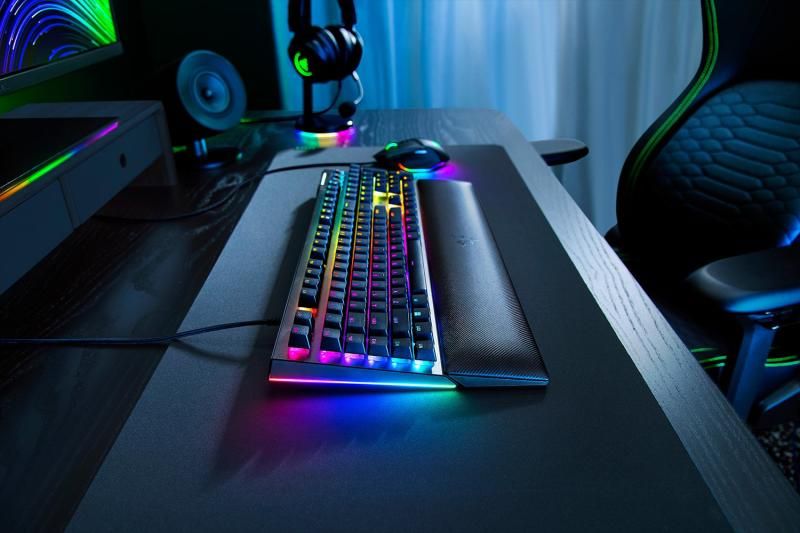 Razer Gaming Keyboard BlackWidow V4 - Black