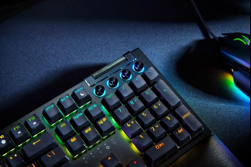 Razer Gaming Keyboard BlackWidow V4 - Black