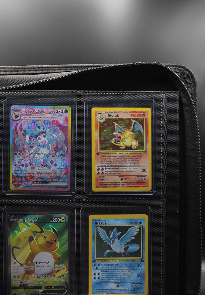 TCG Guru Toploader Album 4-Pocket Zipper Binder Xenon (Black)