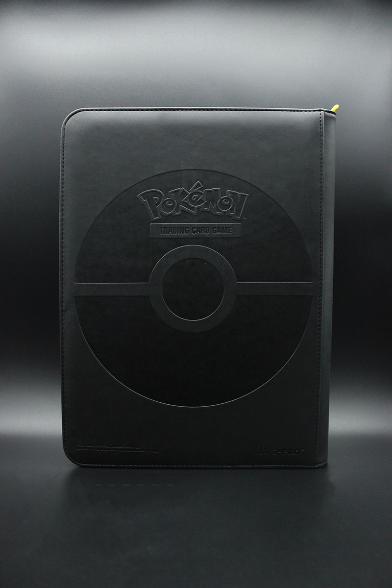 Ultra Pro - 9 Pocket Zip Binder - Pikachu