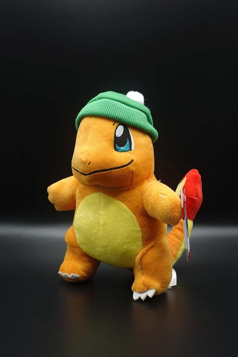 Plüsch Figur - Pokemon - Winter Glumanda Plüsch Figur - Pokemon - Winter Glumanda