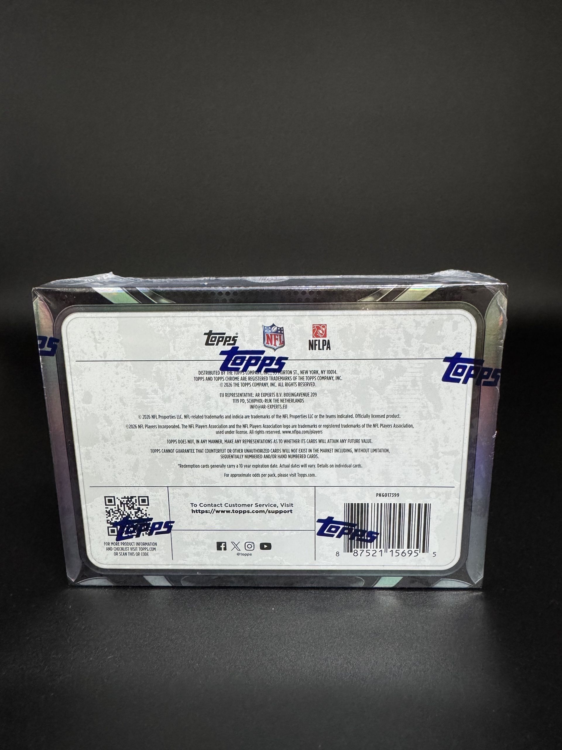 Sport - Topps NFL Football 2025 Black - Hobby Box