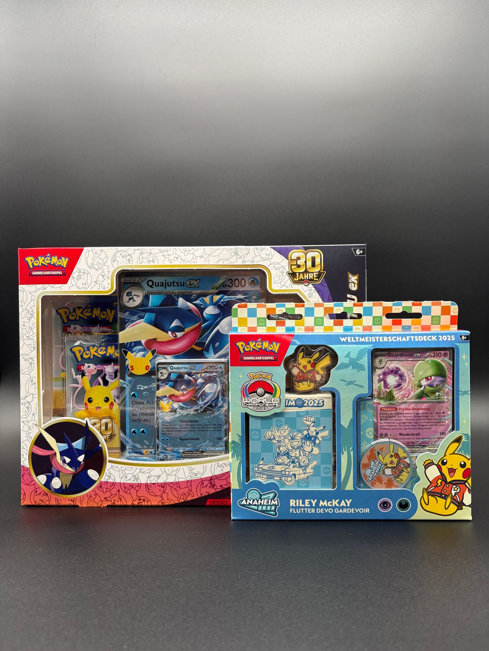Pokemon - Bundle 30 Jahre Quajutsu ex Kollektion + Weltmeisterschaftsdeck 2025